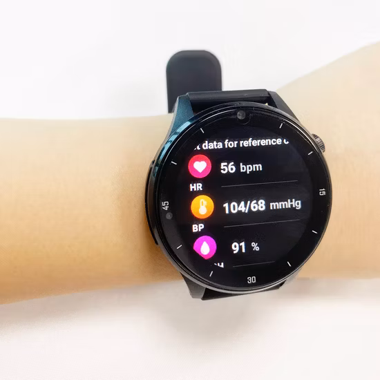 Nouvelle arrivée fabricant chinois 4G étanche IP67 Senior Healthcare Smart Watch GPS tracker avec détection de chute d'appel vidéo HR BP SPO2 D44